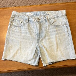 GAP Women’s Size 30 Light Wash ‘Sexy Boyfriend Shorts’